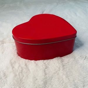 Heart shaped tin in red,Valentine’s Day Decor,Heart shaped organizer.